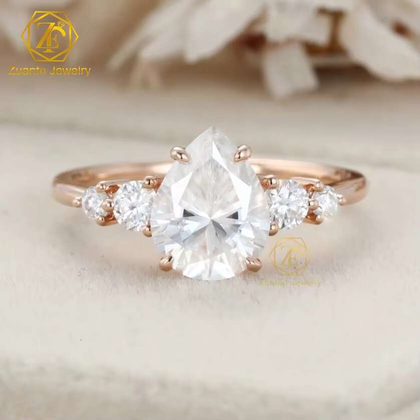 Luxury GRA Certificate Pear Shape Diamond Ring VVS Moissanite Diamond Ring 14k 18k Gold Engagement Ring for Women