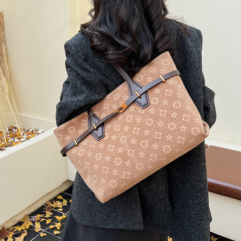 Free shipping Designer bag Plaid tote bag women bag shoulder bag crossbody bag versatile large capacity handbag Pure-hearted