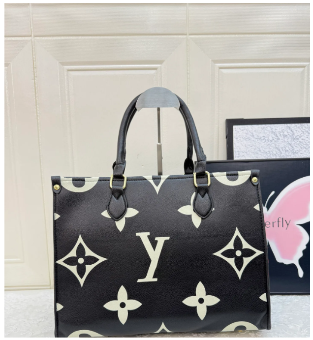 Fashion Classics Monogrammed Big tote bag Handbag shoulder bag Crossbody bag Adjustable shoulder strap Suitable for daily work, weekend trips, shopping sprees.