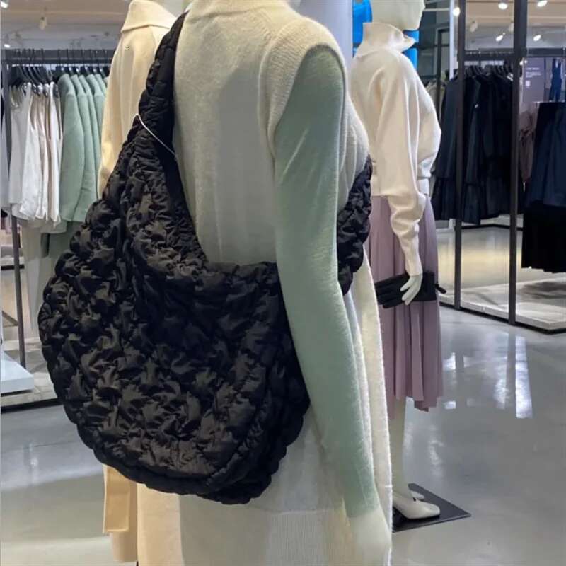 Women Pleated Handbag Large Capacity Down Big Shoulder Female Solid Color Space Cotton Padded Dumpling Shopping Bag Bag