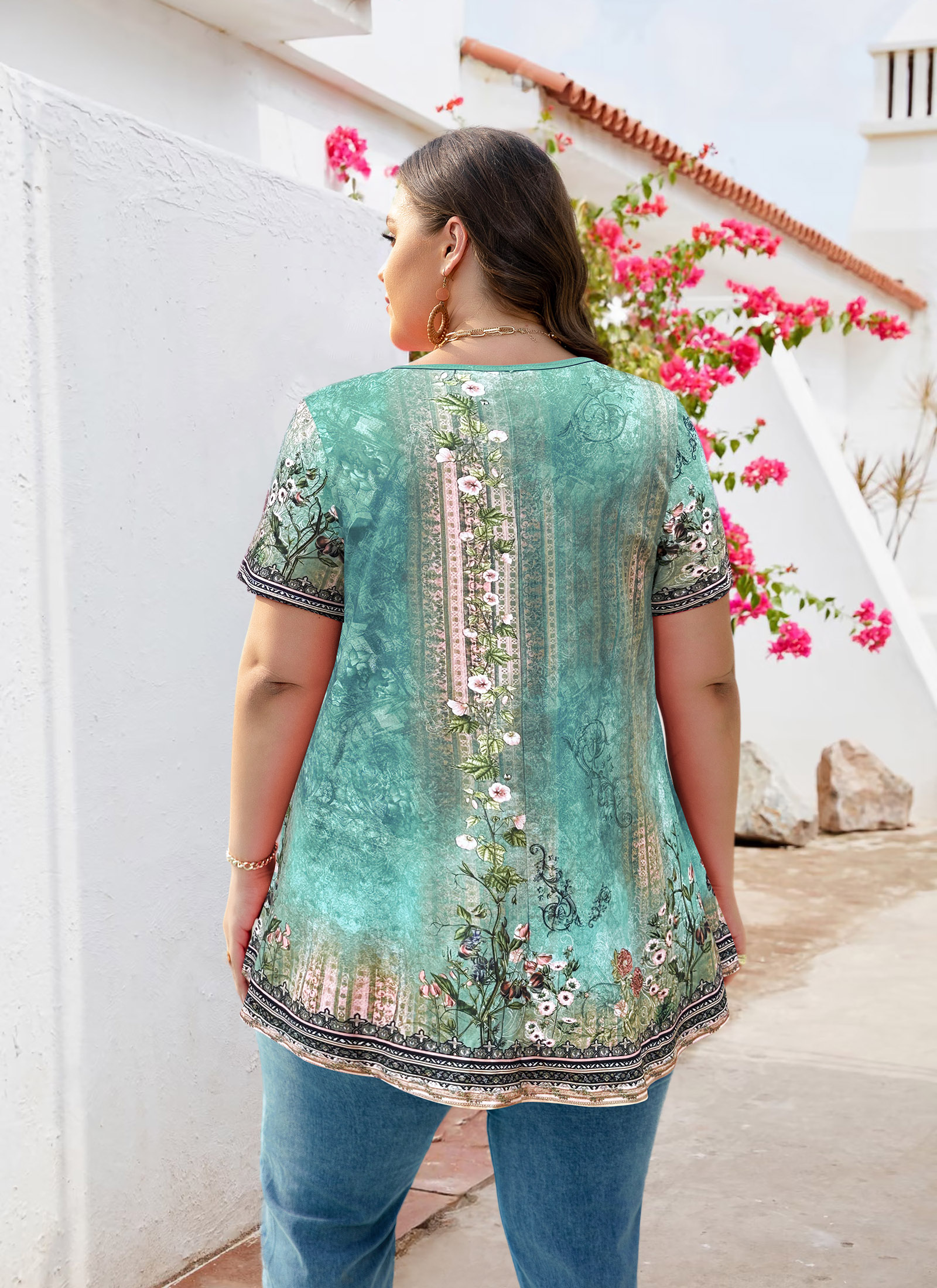 Tunic Tops for Women Plus Size Short Sleeve Crew Neck Swing Flare Loose T-Shirt Blouses to Wear with Leggings Green Floral Tunics Tops