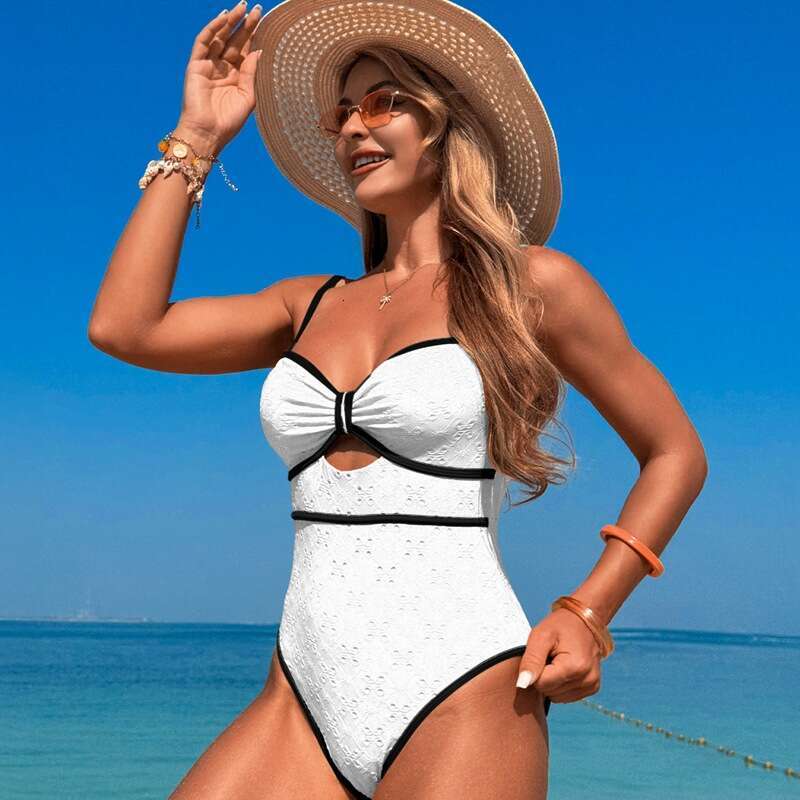 New hot spring in Xingcheng City, wholesale Huludao one-piece swimsuits for women with a sense of . 2025 new casual and versatile fashionable clothing