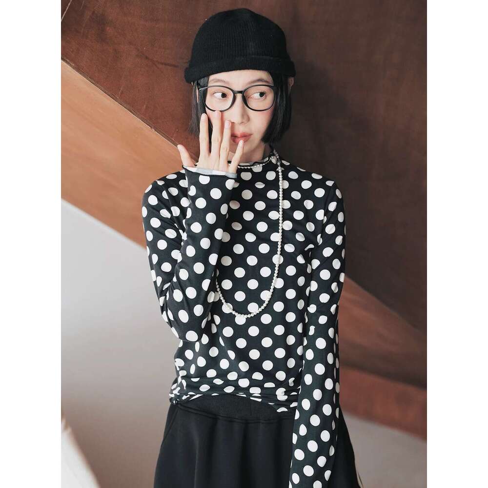 IMAKOKONI Original Design Polka Dot Long Sleeved Slim Fit Black Round Neck Pullover Thin Top For Women 244783