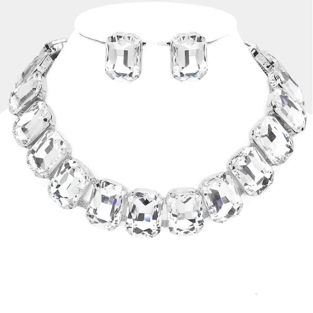 Exaggerated Square Rhinestone Choker Necklace Trend 2023 Large Crystal Stud Earrings Wedding Party Jewelry Set For Women