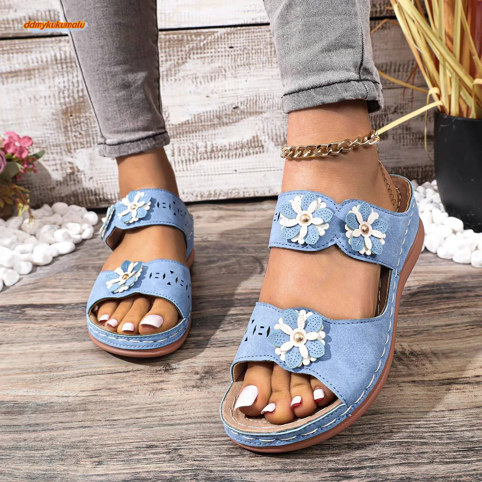 2024 New Women's Summer Open Toe Sandals Casual Slip On Hollow Breathable Sandlas Elegant Floral Beach Flip-Flops for Women ddmykukumalu