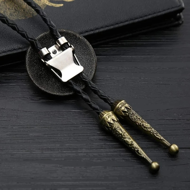 Halloween Punk Bolo Tie for Men Carnivals Necktie Carved Skull Buckle Decors Bolo Tie Year Gift for Men 250430