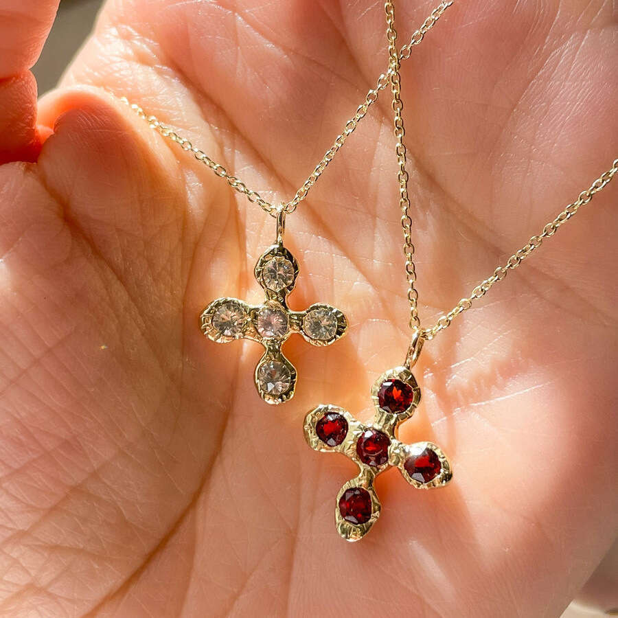 Designer jewelry for women Luxury necklace New Cross Vampire Halloween Pendant Necklace Clear High Praise Pendant Clavicle Mother's Day gift dail