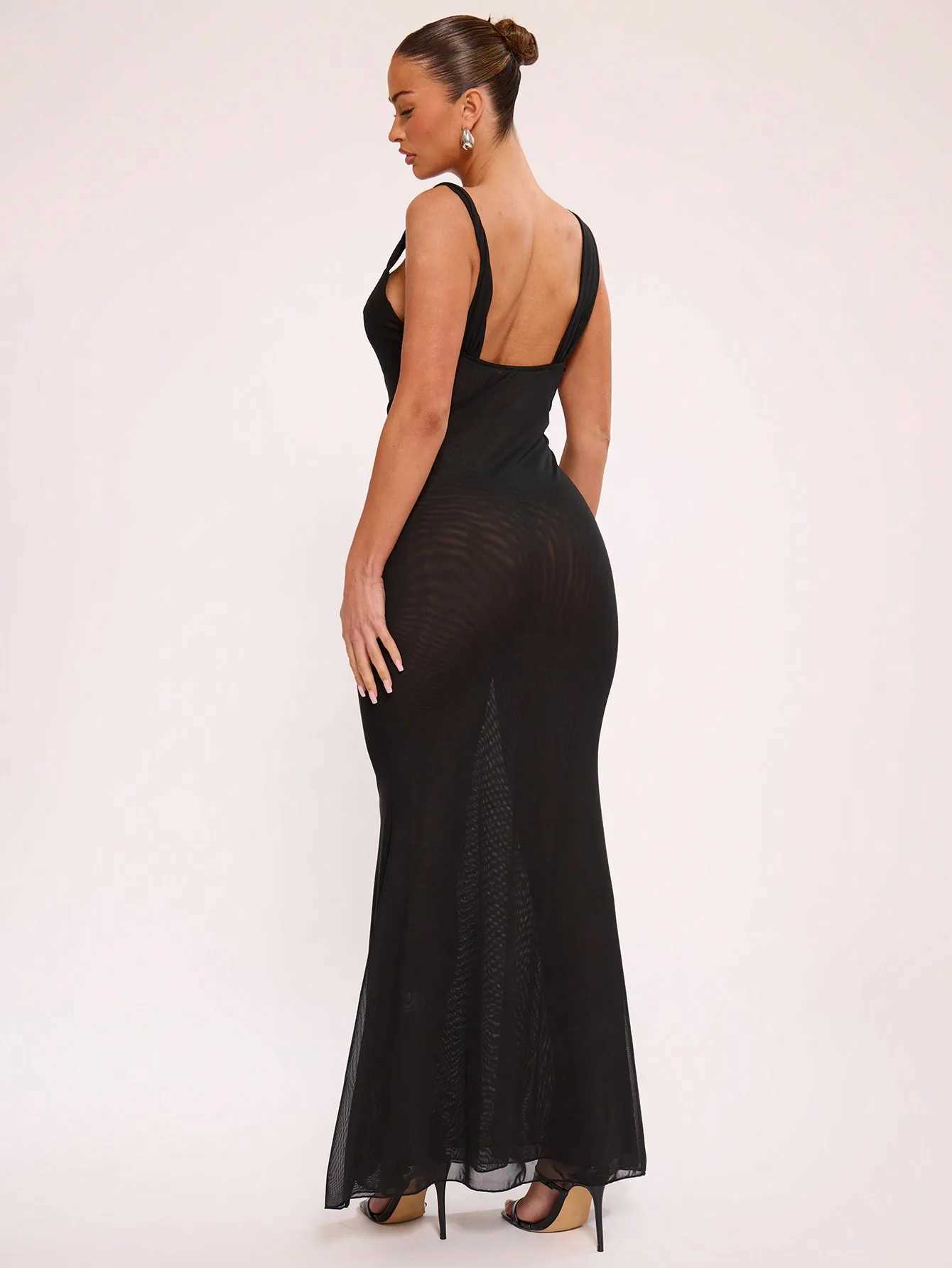 Summer new sexy backless slim suitable for a long neckline dress fashionable lace mesh slim suitable for pendant dress W250430