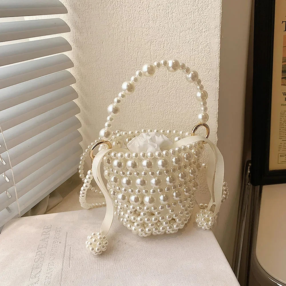 Pearl handle elegant party wallet fashionable mini messenger bag casual bracelet cute holiday gift shopping party dinner 250427