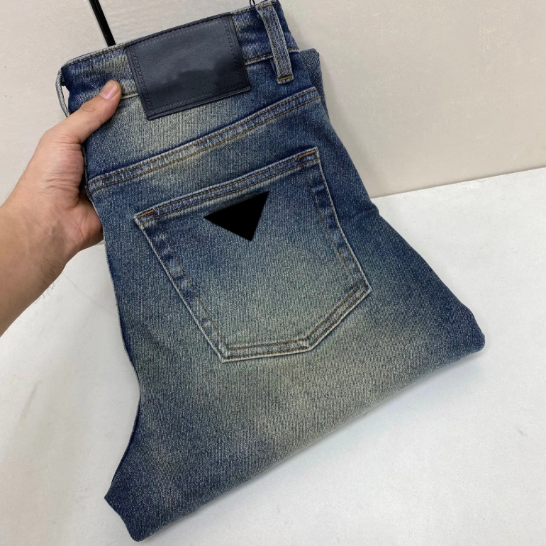 Men's Jeans Designer jeans, high-quality men's jeans, fashionable ripped jeans trend