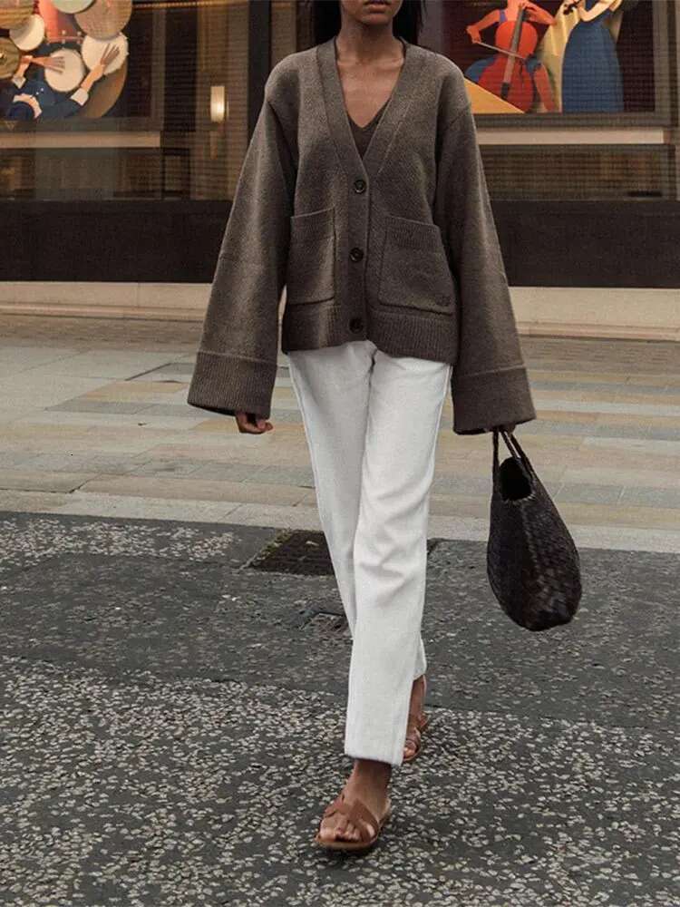 New Fashion Lady Commuting Streetwear Women Classic Solid V Neck Pocket Cardigan Casual Long Sleeve Single-breasted Sweater fashion clothing women