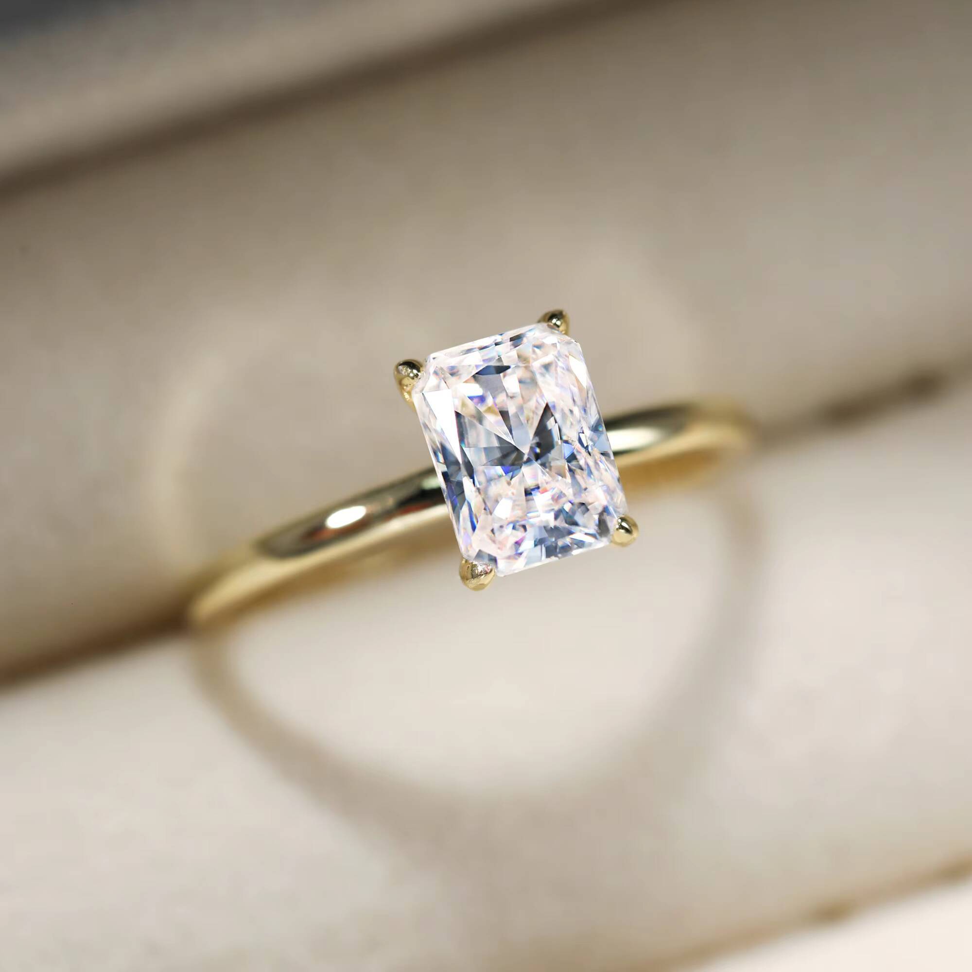 Fine Jewelry 925 Sterling Sliver 1-3CT Emerald Cut Prong Setting Solitaire Diamond Engagement Ring Wedding Rings