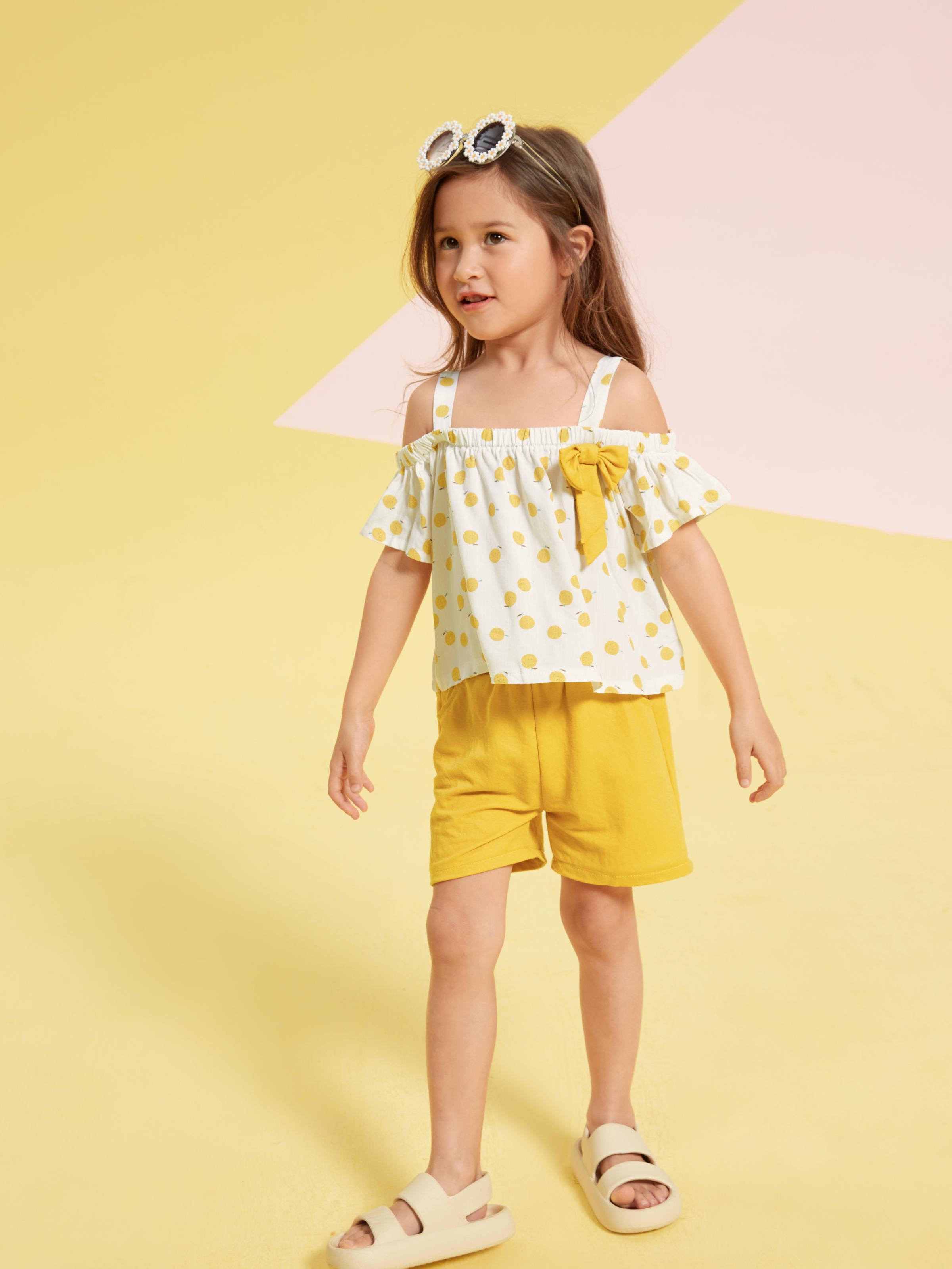 PatPat 2-piece Toddler Girls Fruit Print Bow Top and Shorts Set