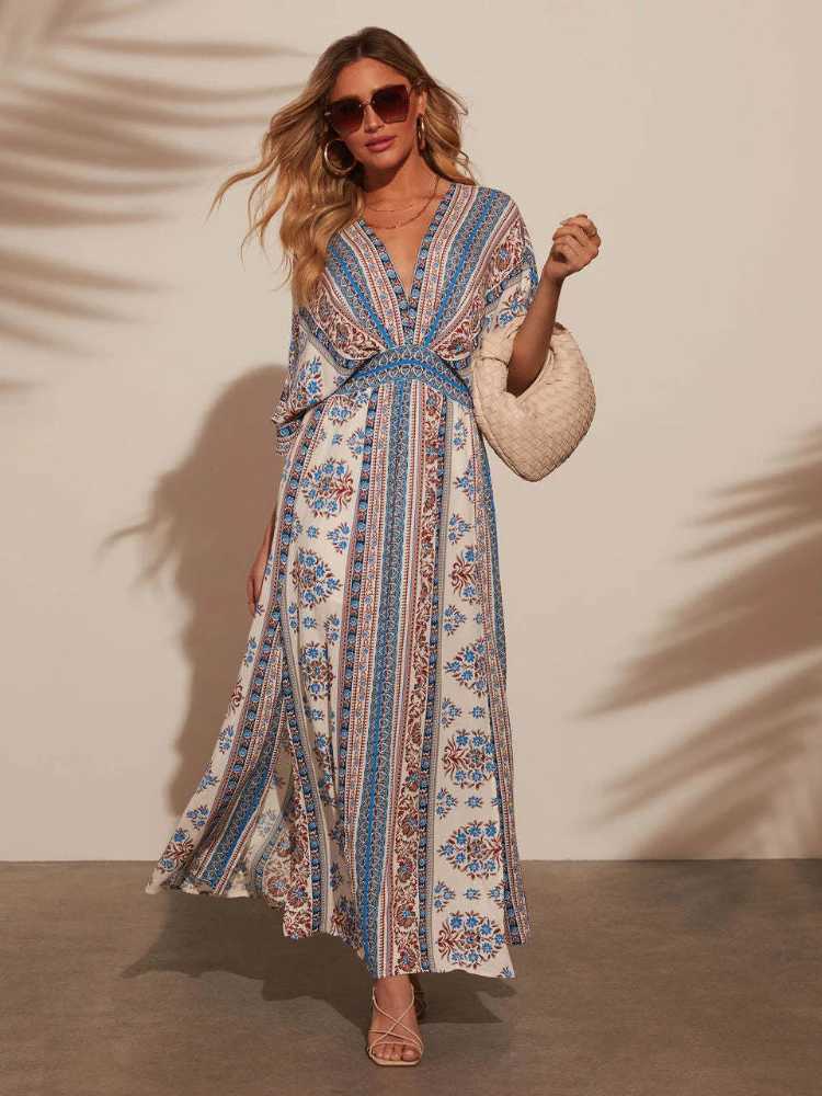 2025 Summer Fashion New Womens Elegant Temperature Bohemian Vacation Style Long Dress Printed V-neck Beach Skiing W250430