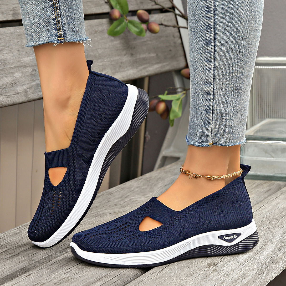 Cloth Spring New Breathable Middle Aged And Elderly Mom Large Size Women S Shoes Stickers Ddmysaturn