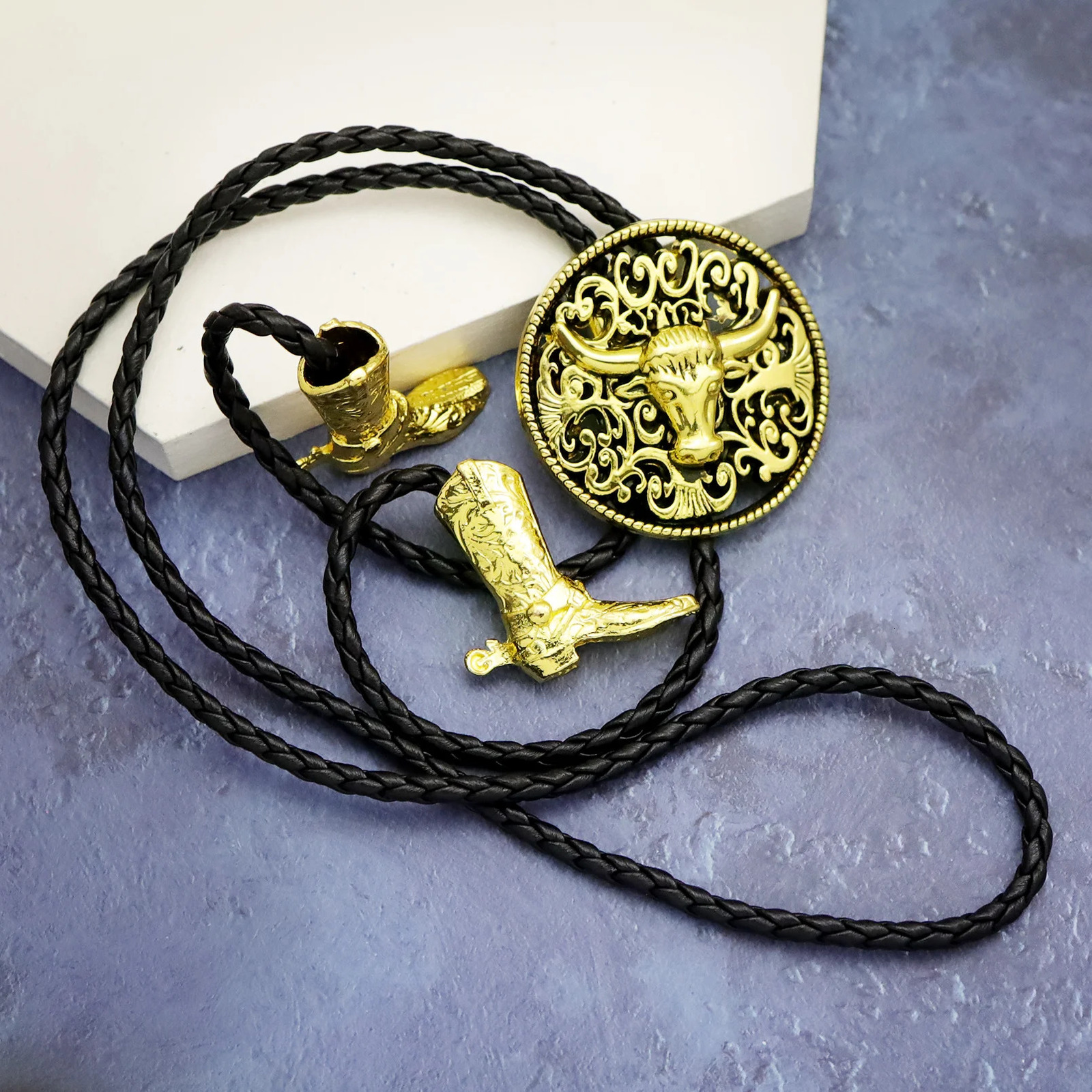 Mens Western Vintage Bolo Tie Cow Skull n Black Leather Rope Cowboy Necktie with Bull Head Pendant Jewelry Gift Unisex 250430