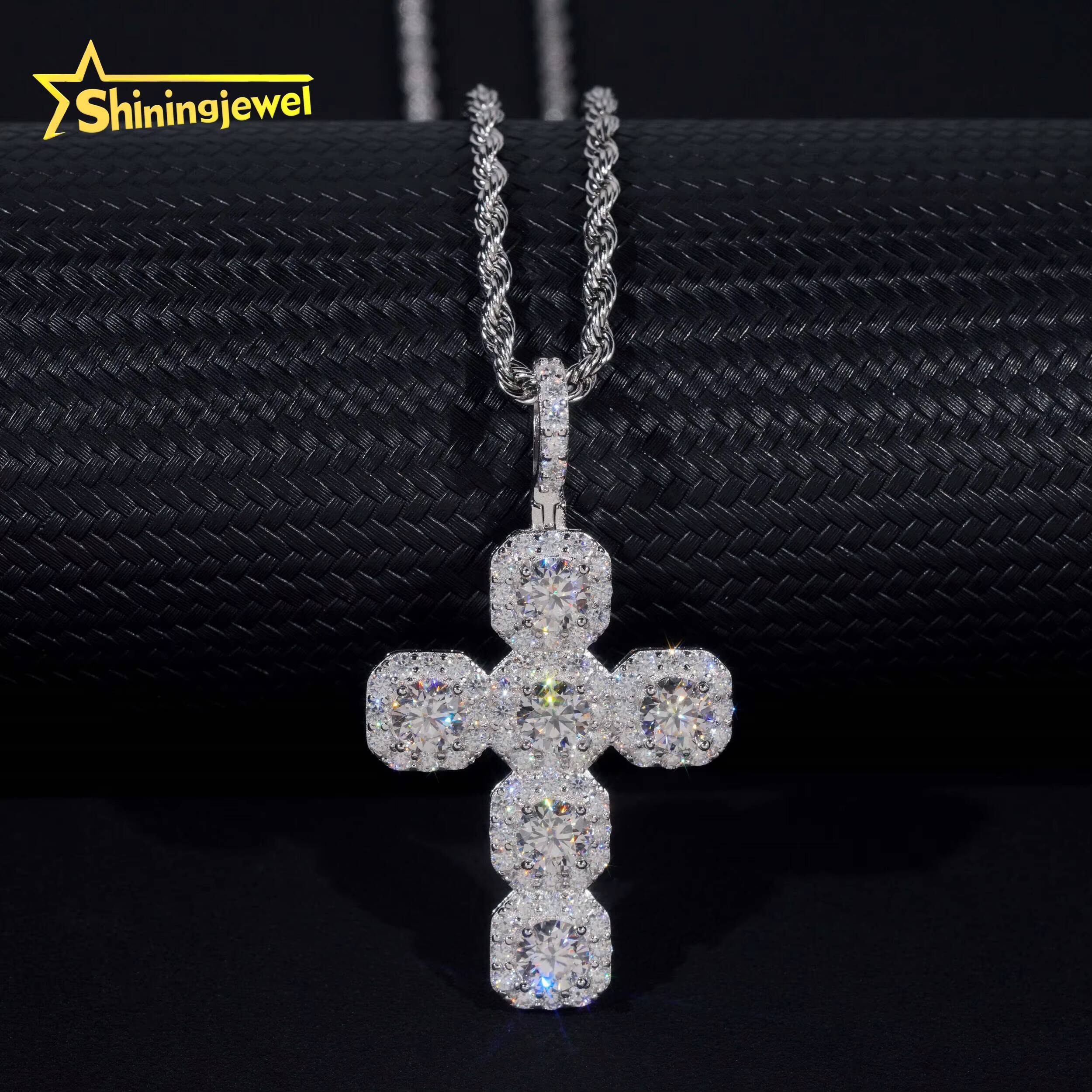 New Design Hot Selling 925 Sterling Silver Hip Hop Jewelry Necklace Pendants VVS Iced Out Moissanite Diamond Cross Pendant