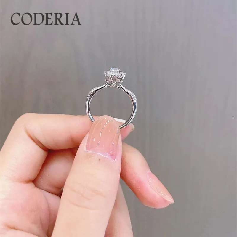 New Moissanite Ring 0.5CT 925 Sterling Silver Proposal Engagement Diamond Rings Women Girls Premium Gift Fashion Jewelry