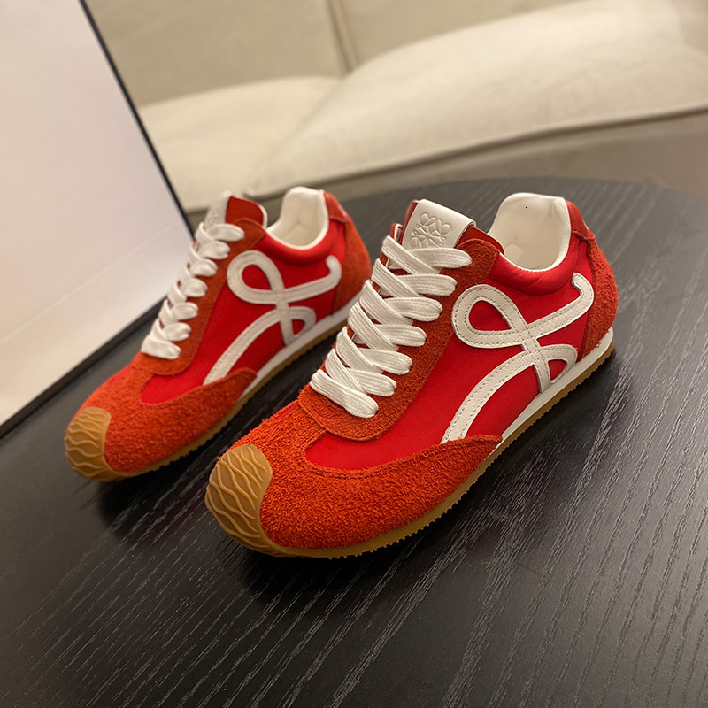 2025 new early spring shoes color blocked flat bottom German training shoes casual lace up fashionable versatile sports shoes