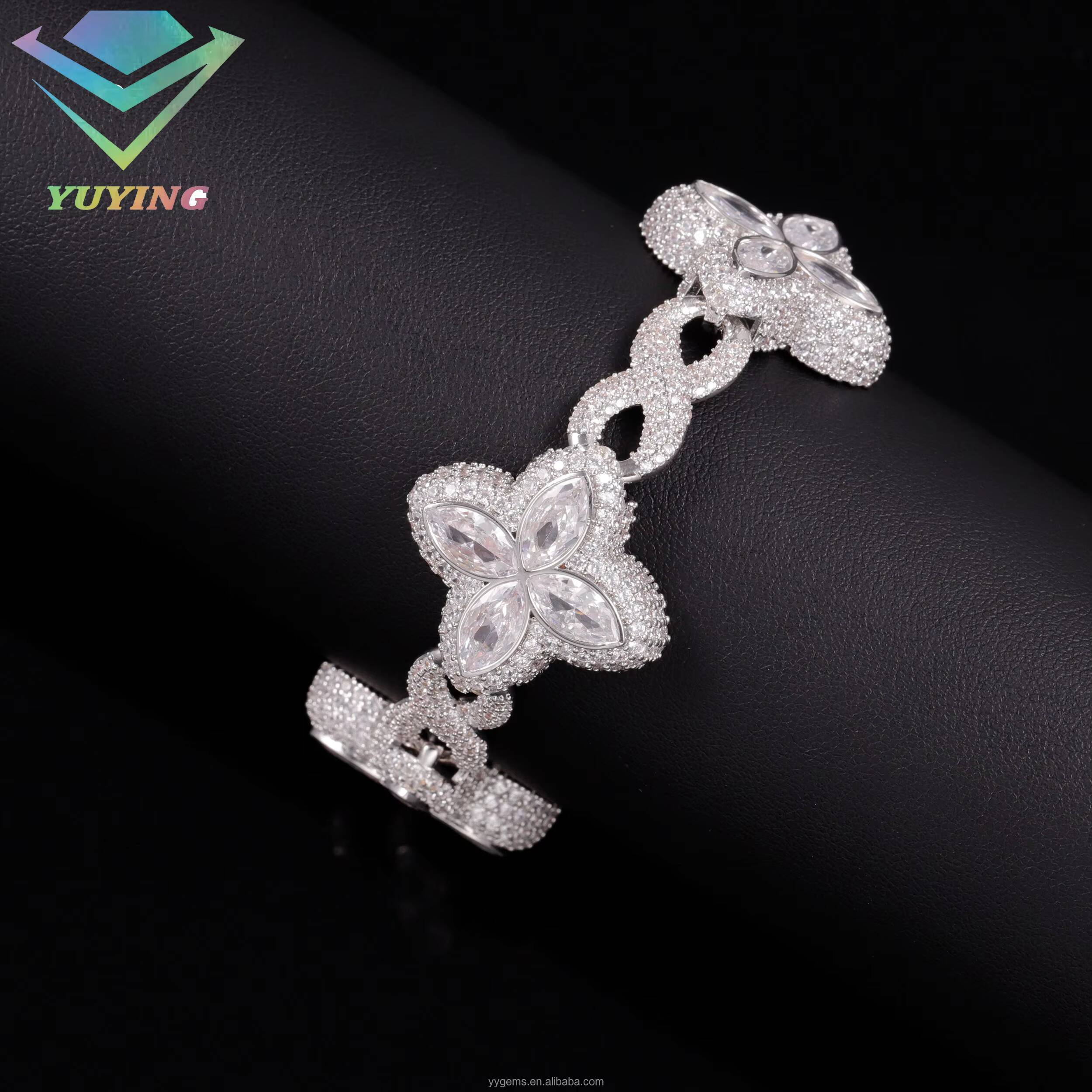 Yu Ying New Design Pass Diamond test Silver Iced Out VVS Moissanite Diamond Cross Shape Bracelet Cuban Link for Hiphop Jewelry