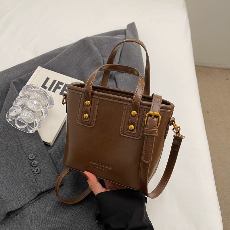 designer bag High end small for women 2024 new autumn and winter versatile crossbody fashion super hot hand-held bucket bag