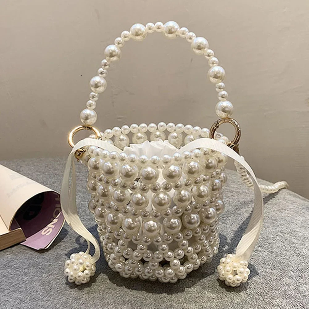 Pearl handle elegant party wallet fashionable mini messenger bag casual bracelet cute holiday gift shopping party dinner 250427