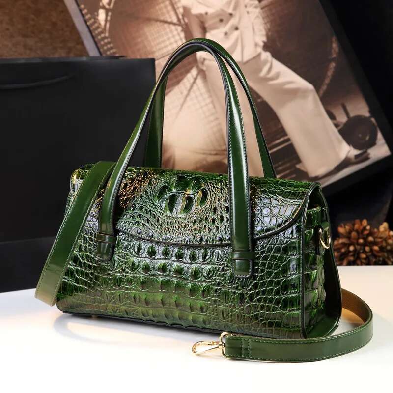 Spring and autumn new leather crocodile-print mother's handbag banquet dress versatile one-shoulder cross-body women's bag