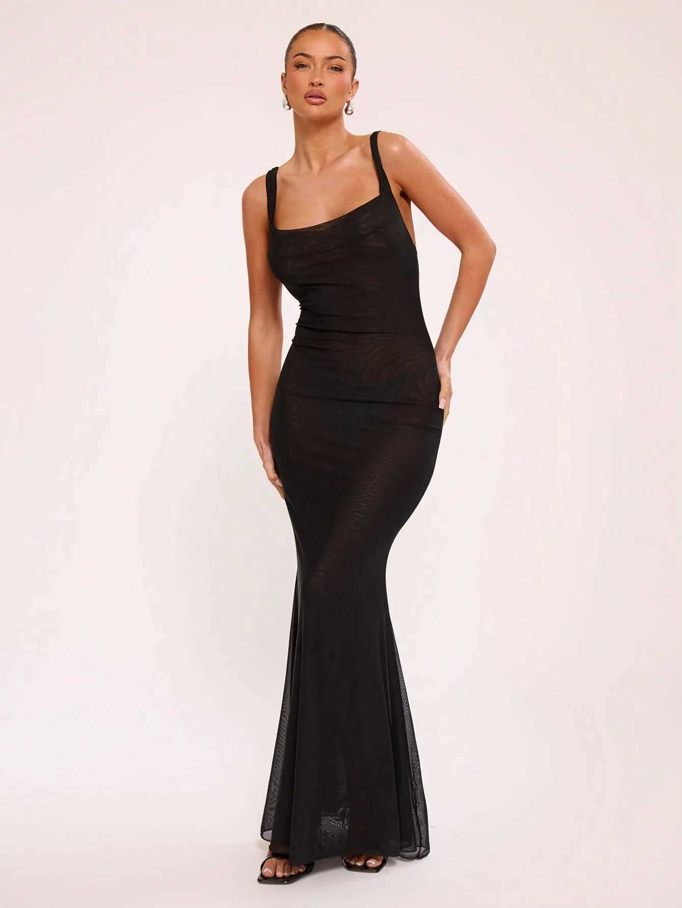 Summer new sexy backless slim suitable for a long neckline dress fashionable lace mesh slim suitable for pendant dress W250430