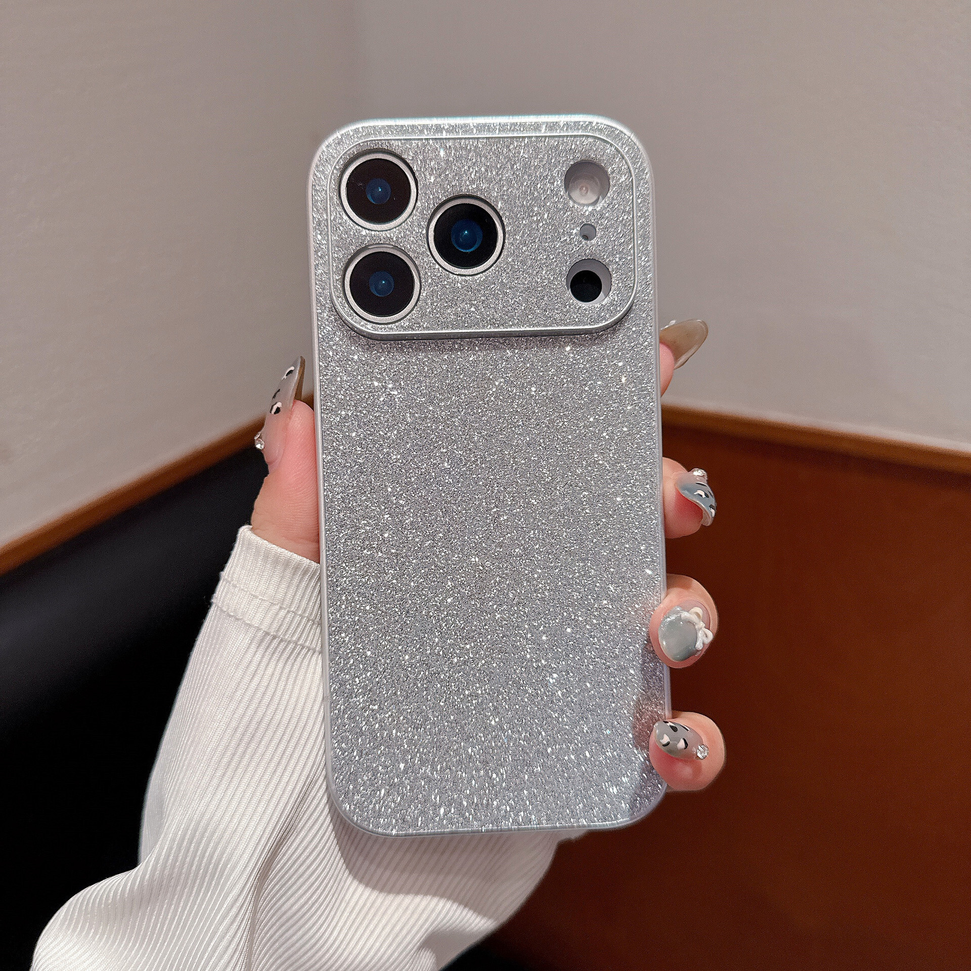 Luxurious Glitter Phone Case iPhone 17 Pro Max Compatible with Apple 16/15 Pro High-end Feel Full Coverage Shockproof Case