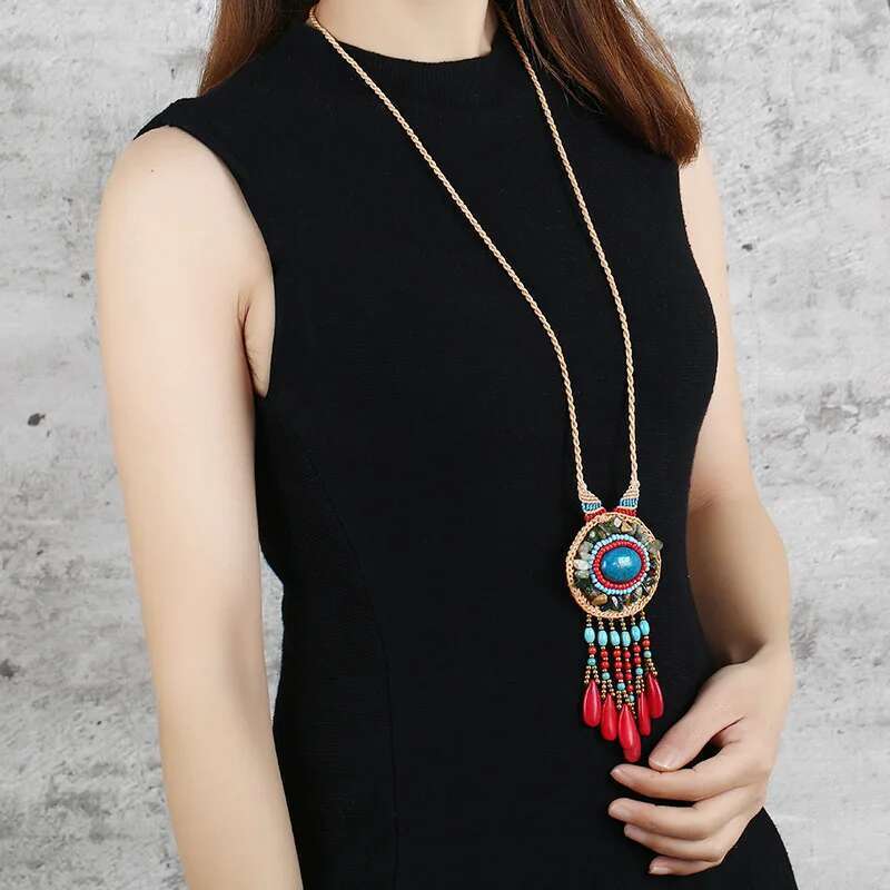 2022 New Ethnic Style Wax Thread Hand-Woven Women's Sweater Chain Fashion Turquoise Gravel Hanging Spike Long Necklace Jewelry