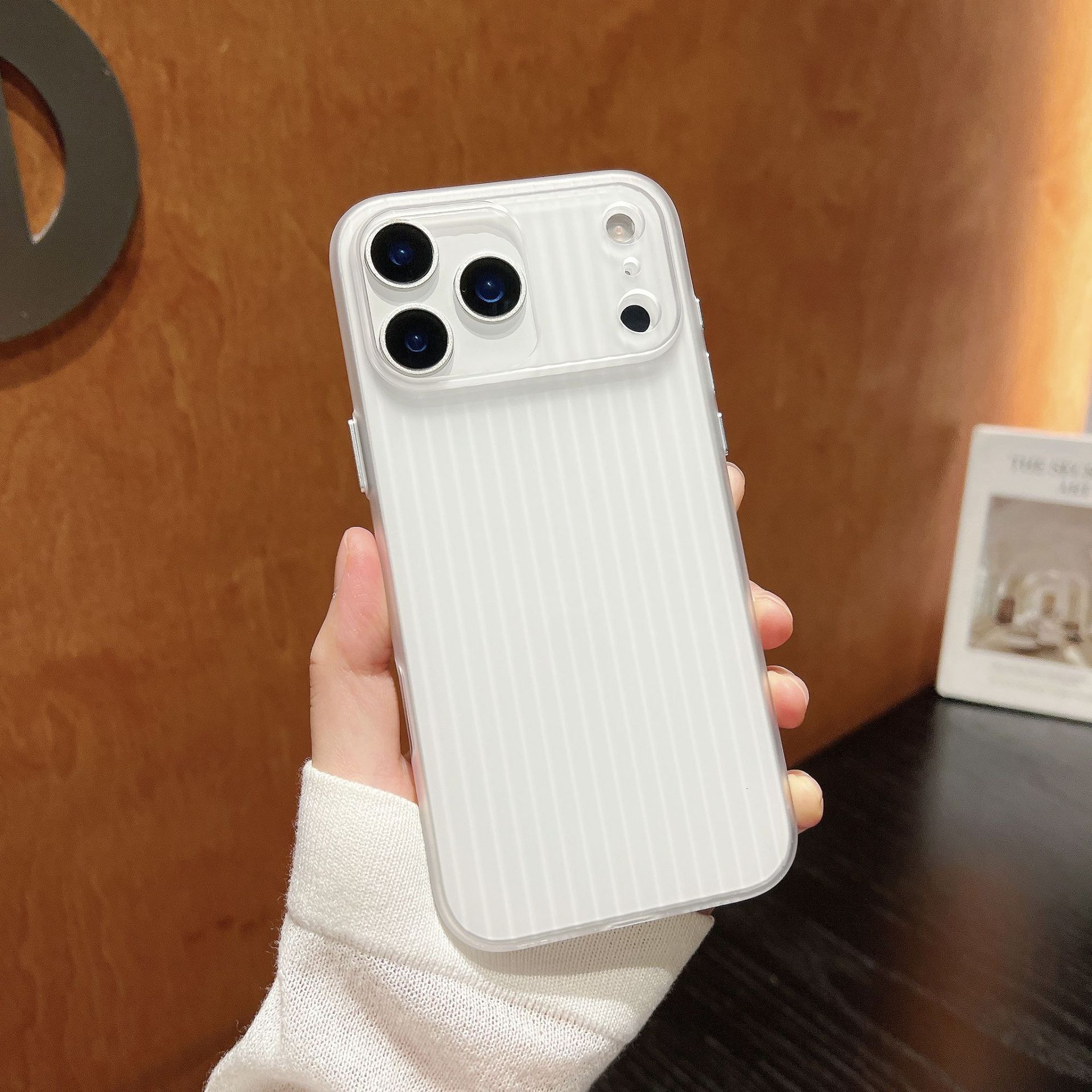 Corrugated Phone Case iPhone 17 Pro Max Suitable For Apple 16/15 Pro Matte Anti-fall Protective Cover