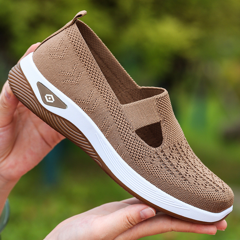 Women S Oversized Soft Soles That Are Not Tiring To Step On Mom S With Breathable Mesh Old Beijing Cloth Shoes Ddmysaturn