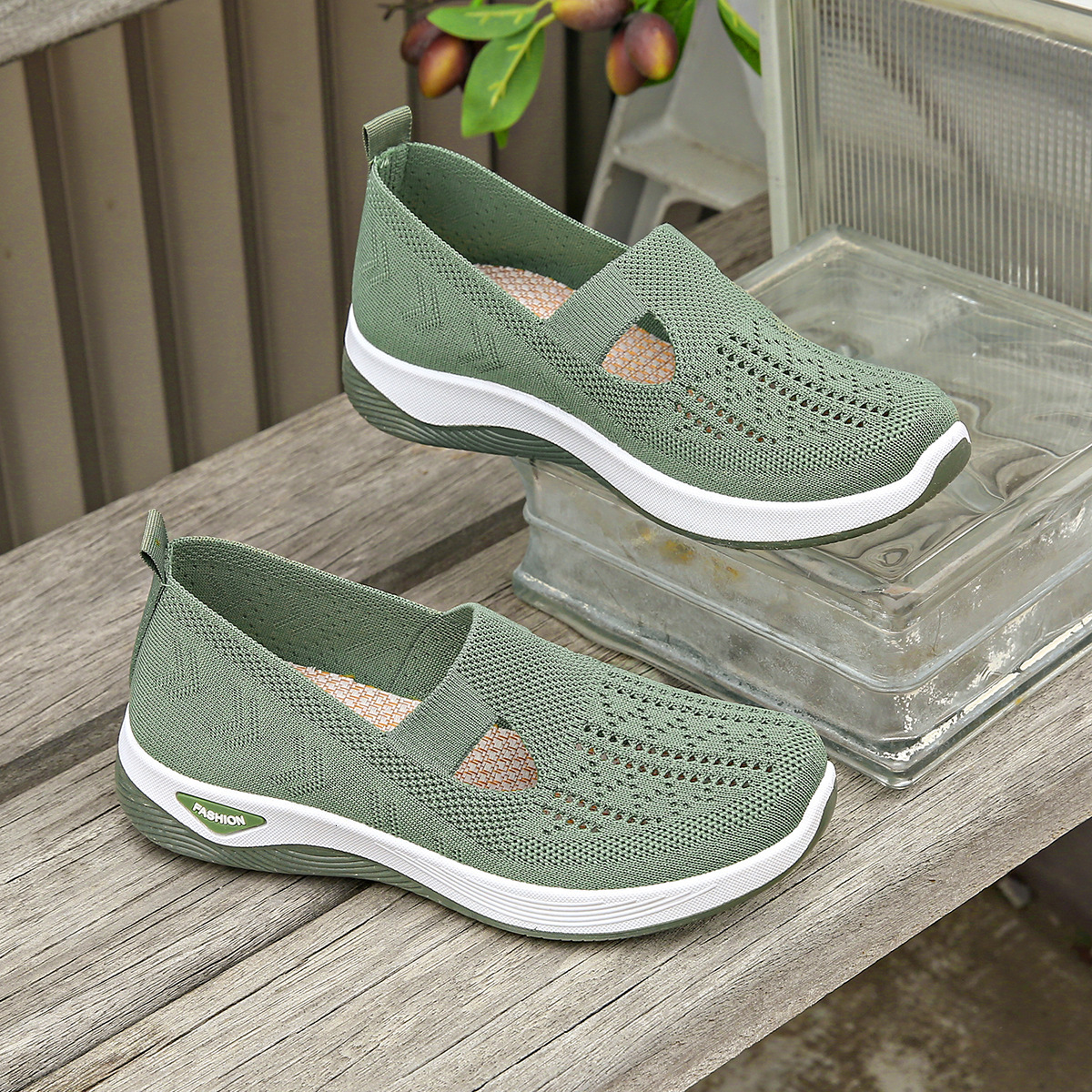 Cloth Spring New Breathable Middle Aged And Elderly Mom Large Size Women S Shoes Stickers Ddmysaturn