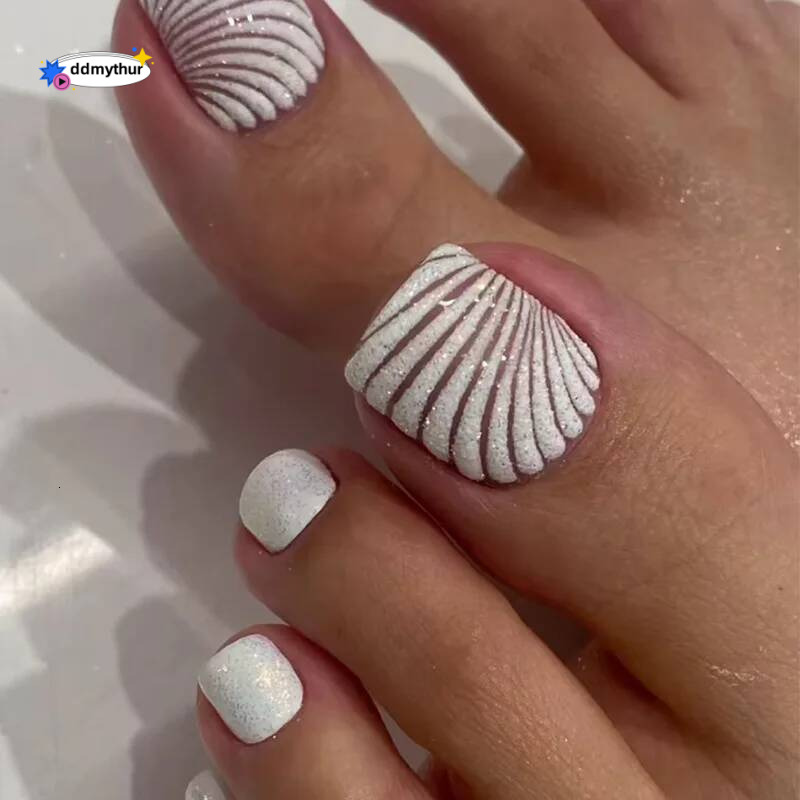 ddmythur 24pcs Shiny White False with Glitter Powder Design Square Fake Toe Nails Women Wearable Full Cover Press on Toenails