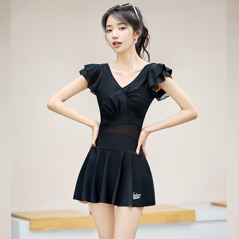 New one-piece Instagram style pure desire for women, high-end feeling, women's hot spring specific swimming suit, skirt swimsuit