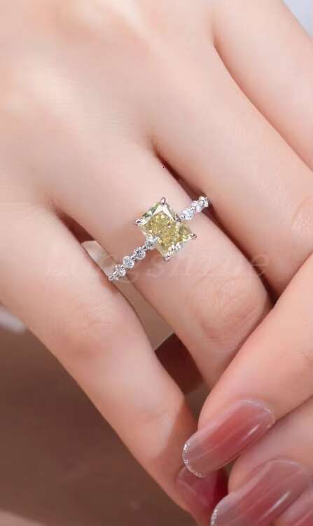 Yellow Color Shining Square Shape Diamond Moissanite in Radiant Exquisite Design Ring