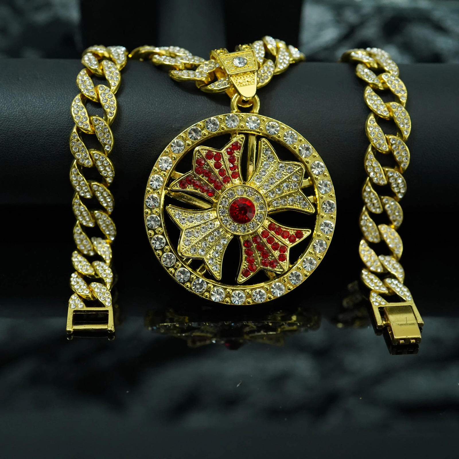 European and American rotatable cross alloy pendant mens hip hop fashion necklace 250428