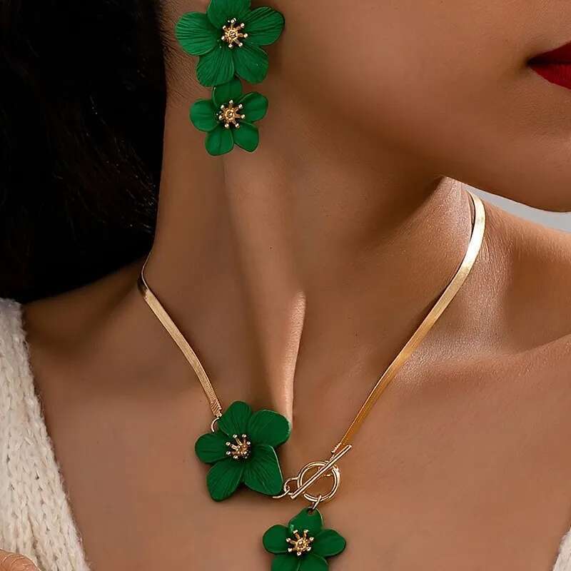 3Pcs/Set Elegant Flower Pendant And Earrings Jewelry Sets Women Necklace Earring Suitable For Holiday Wedding