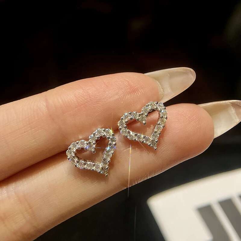 KNB Brilliant Wedding Moissanite Diamond Heart Stud Earrings for Women 925 Sterling Silver Luxury Gifts For Girls Fine Jewelry