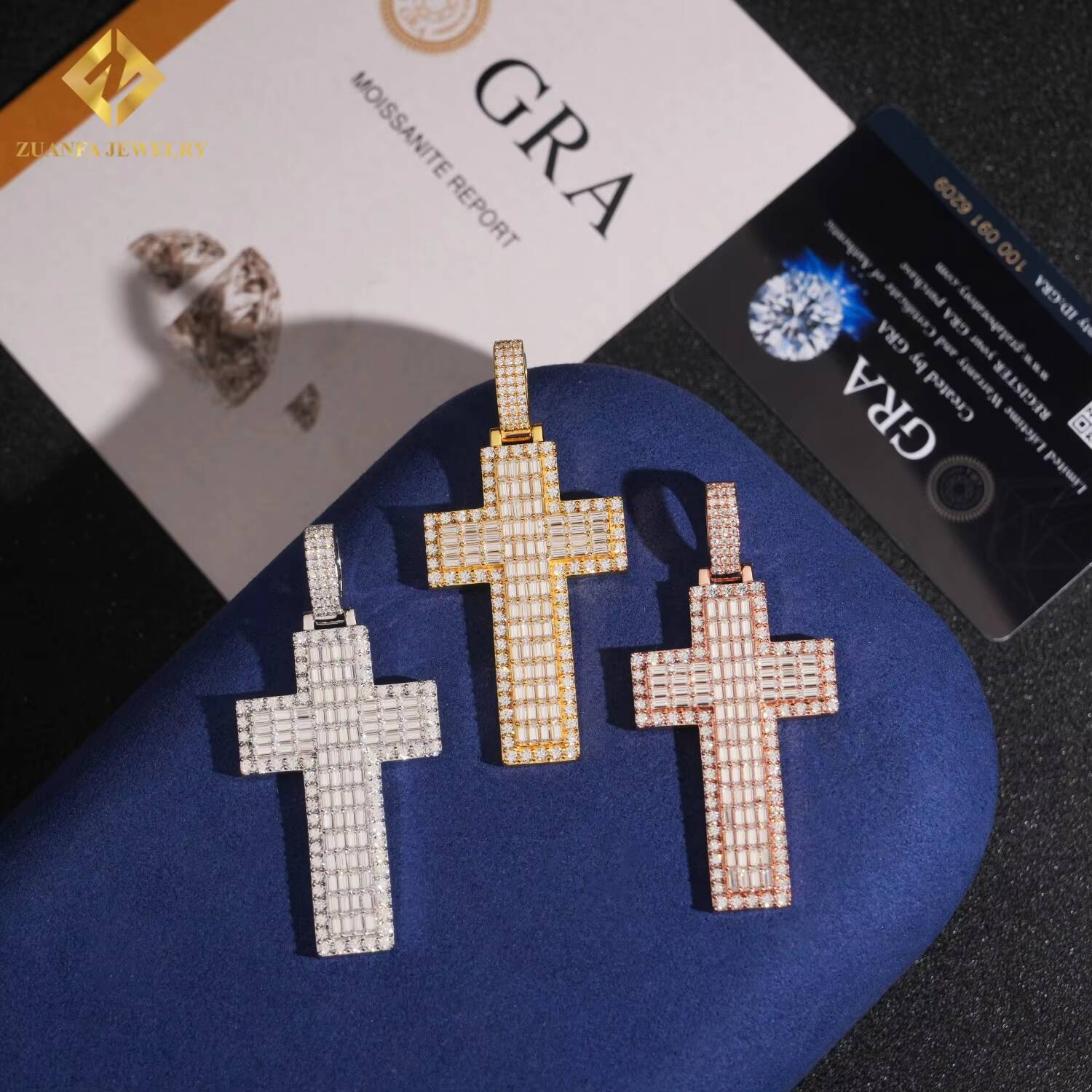 Fashion Jewelry 925 Sterling Silver Iced Out Baguette Vvs Moissanite Cross Pendant for Men Women