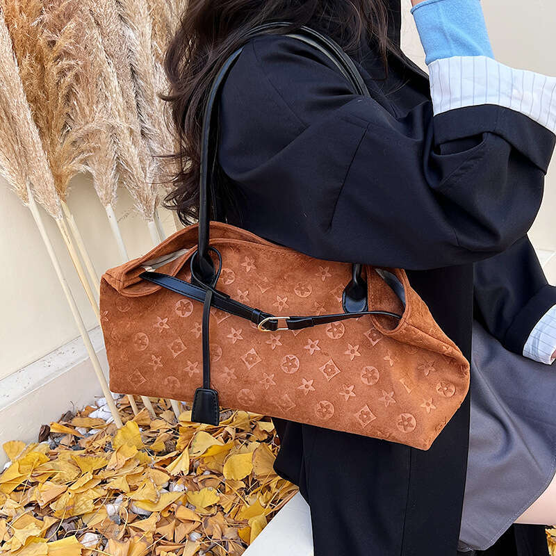Fashion Womens Large Capacity Tote Bags Vintage Handbag Women Ladies Simple Elegant Shoulder Bag Autumn Winter New Fashion Versatile Soft Bag H260320