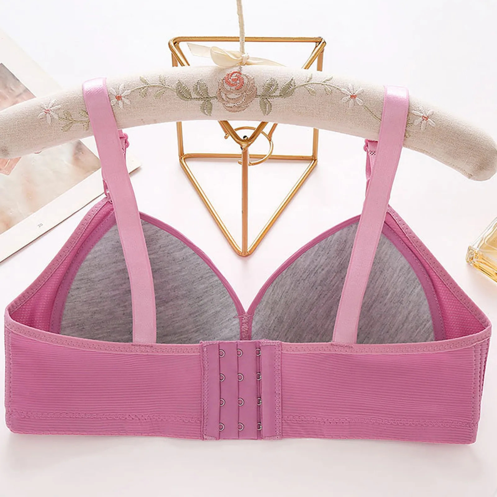 Womens largesized wireless comfortable breathable push up womens underwear bra 250430