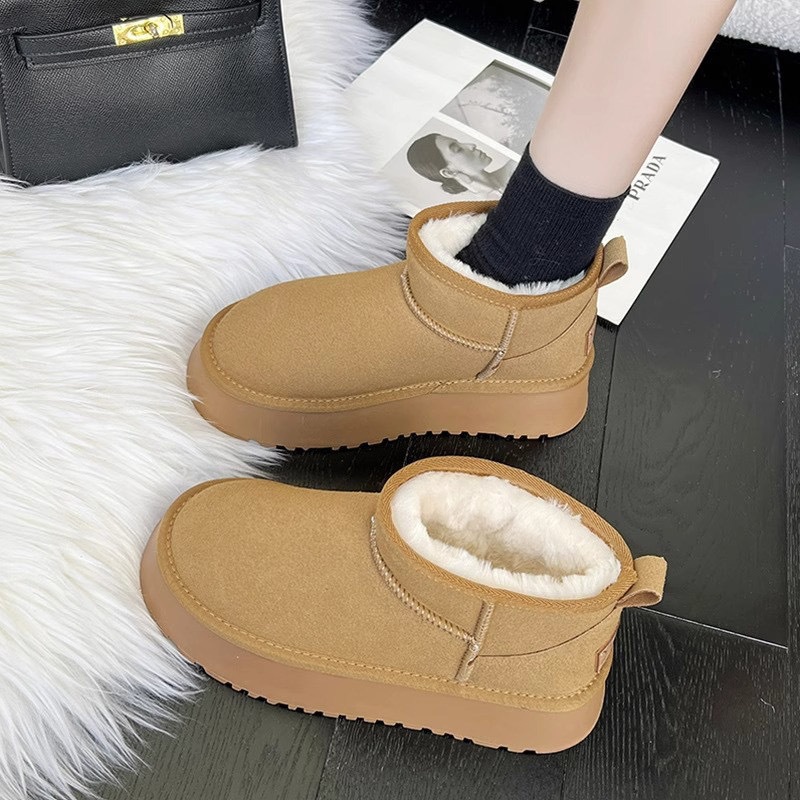 New Design Thick-soled anti-slip snow boots for women 2025 New winter warm bread shoes one-step fleece and thickened cotton shoes Free shipping
