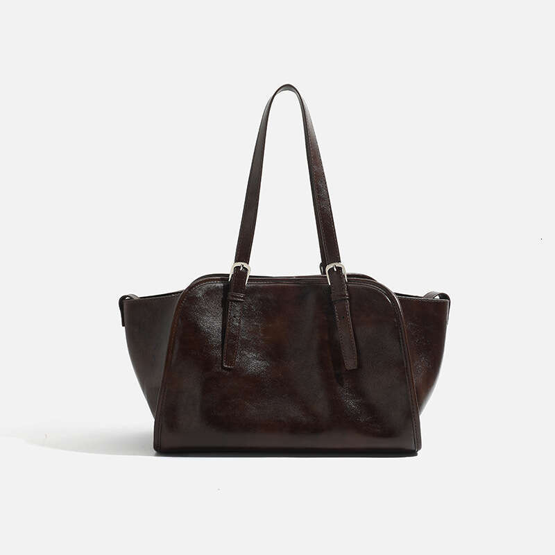 Large Capacity Tote for Women 2024 New Yuanbao Bowling Commuter Bag Single Shoulder Handbag