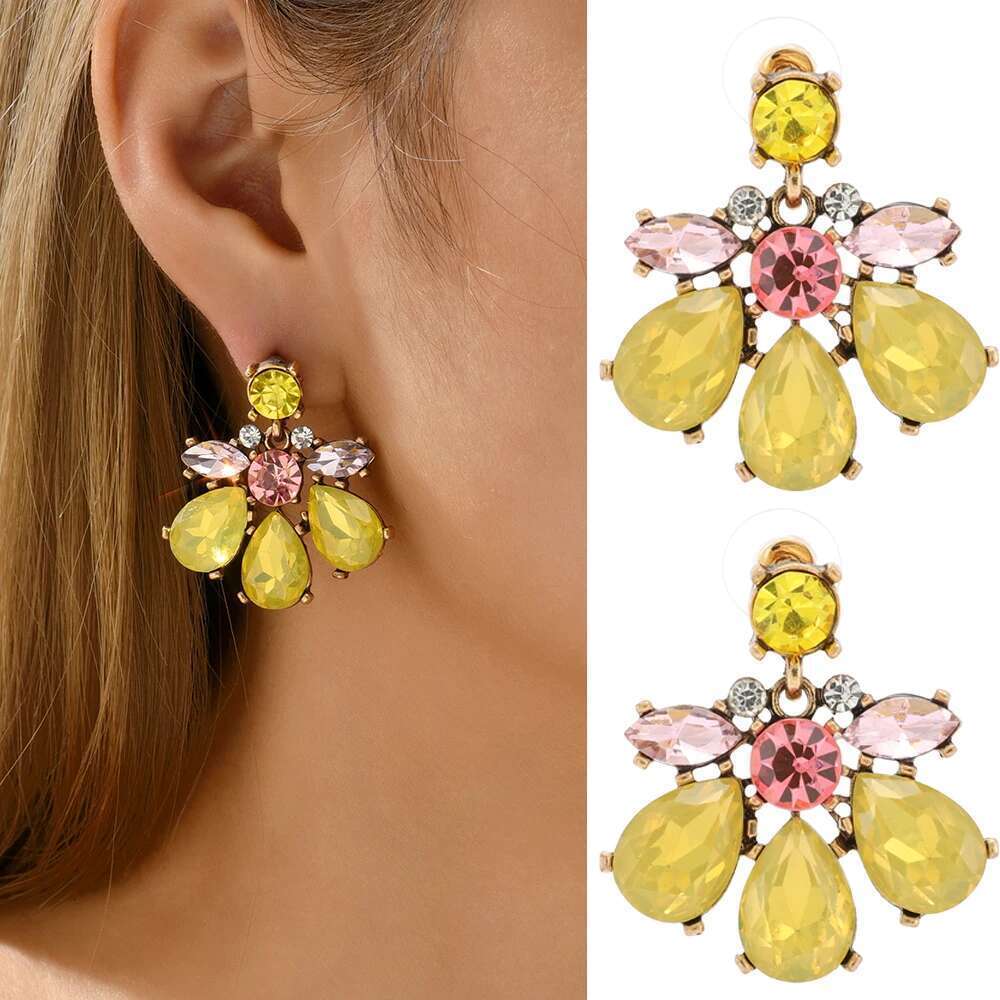 Fashion Design Decor Wedding Party Pendant Jewelry Charm Shiny Crystal Geometric Dangle Earrings For Women Accessories
