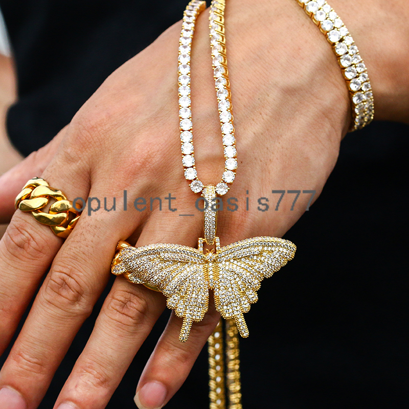Custom New Arrive Popular Hip Hop Jewelry Iced Out Diamond Gold Plated Big Butterfly Pendant for Girls