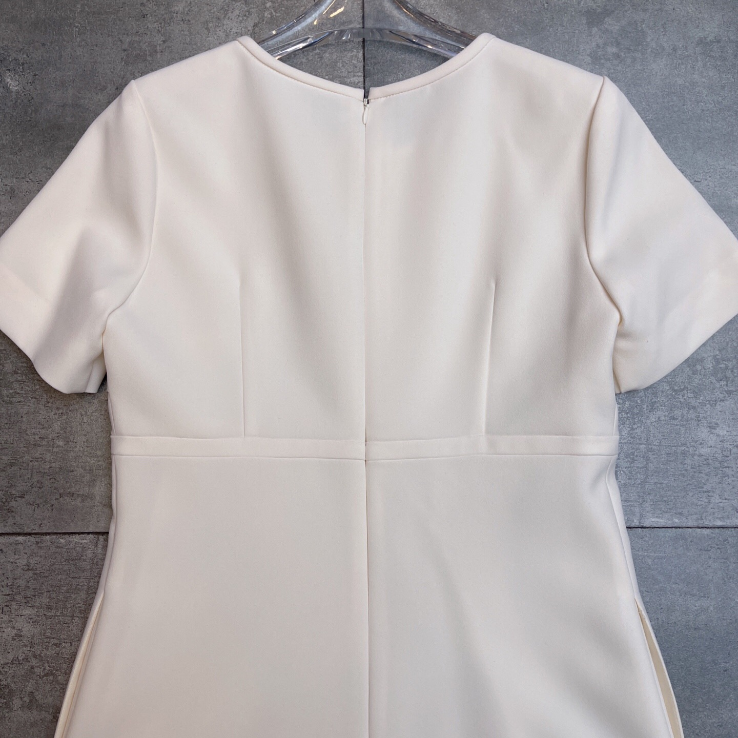 Valent0 Paris 2025 dress Fashion Week Show Customized Fashion Tailored clothing womens Fashion Paris.M340
