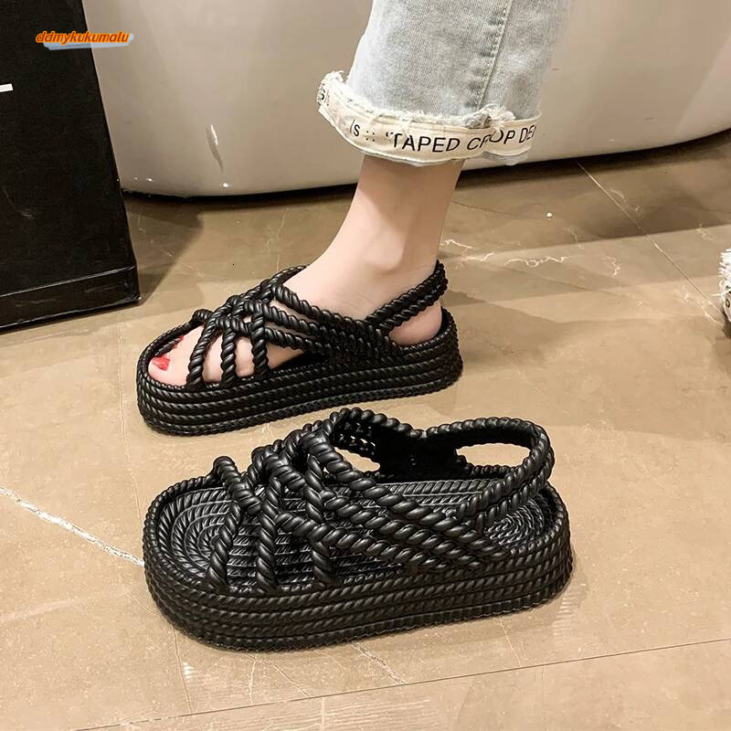 2024 New Summer Fashion Comfortable and Wear-resistant Thick-soled Beach Casual for WomenTrendy Heel Sandals ddmykukumalu