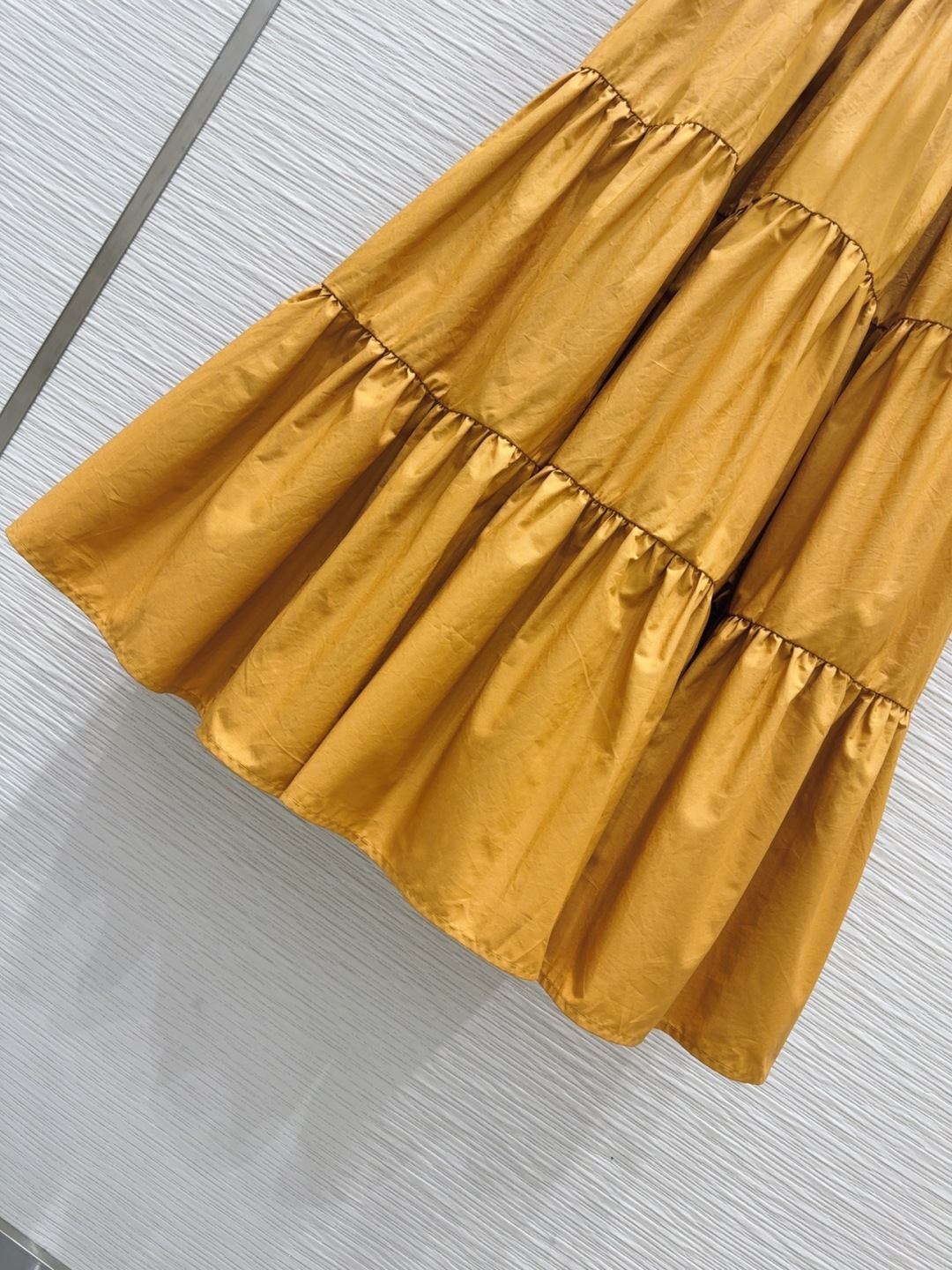 Paris 2025 dress Fashion Week Show Customized Fashion Tailored clothing mens and womens Fashion Paris.M345