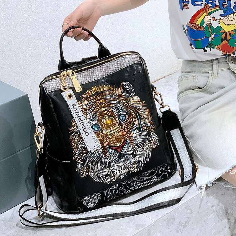 Brand Women's Backpack Female High Quality Backpacks Soft Leather Teenager Girl School Bag Fashion Sequins Travel Bagpack